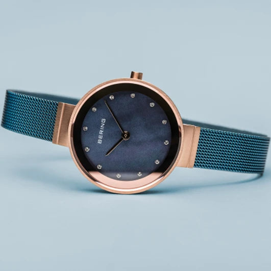 Bering | Classic Rose Gold blue 28mm dial milanese strap | 10128-368