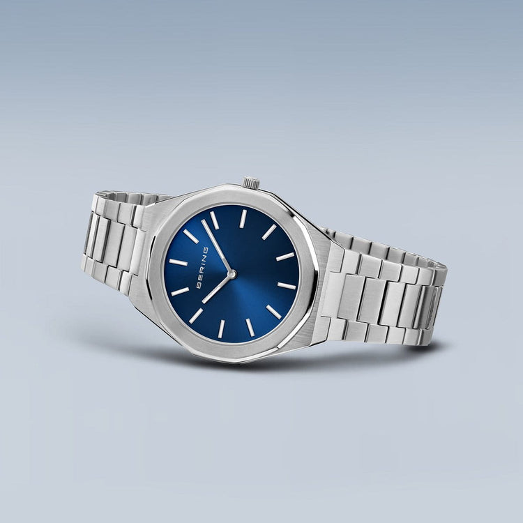 Bering | Classic polished silver 41mm blue dial links strap | 19641-707