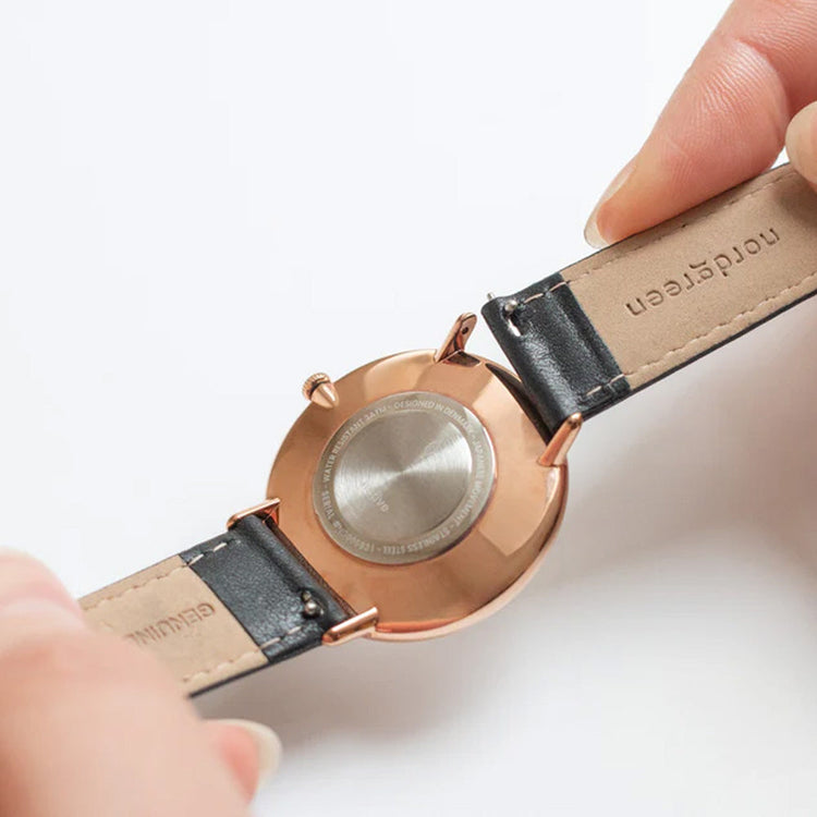 Nordgreen | Native Rose gold 32mm white dial brown leather | NR32RGLEBRXX