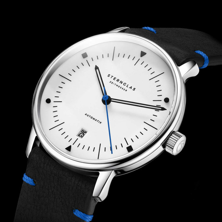 Sternglas | Naos Edition Bauhaus X Blue Automatik 38mm dial black leather | S02-NAI45-VI30