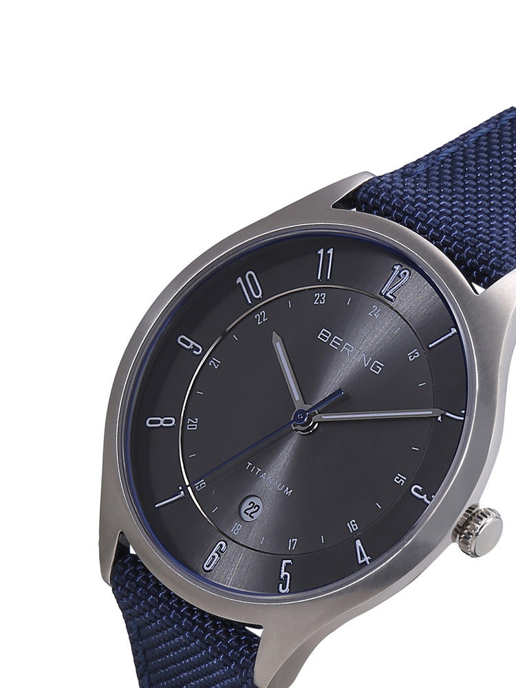 Bering | Titanium brushed silver 39mm dial blue nato | 11739-873