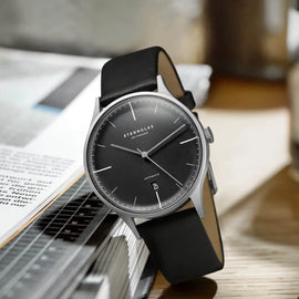 What is an automatic watch?