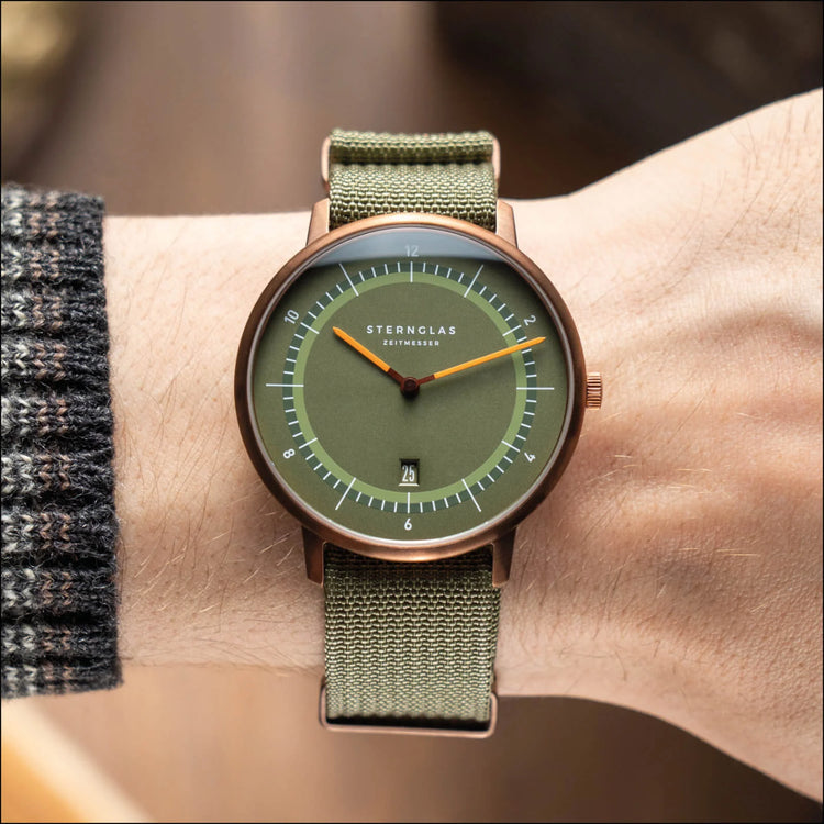 Sternglas | Naos XL Edition 1905 42mm green dial bronze forest green band | S01-NXT35-FI05