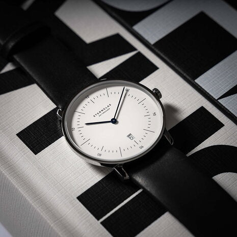Sternglas | Naos white 38mm dial black leather band | S01-NA44-PR07
