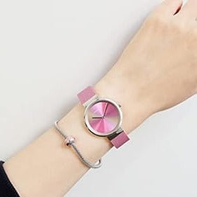 Bering | Aurora Borealis gift set pink 31mm dial milanese with matching bracelet | 19031-999-GWP