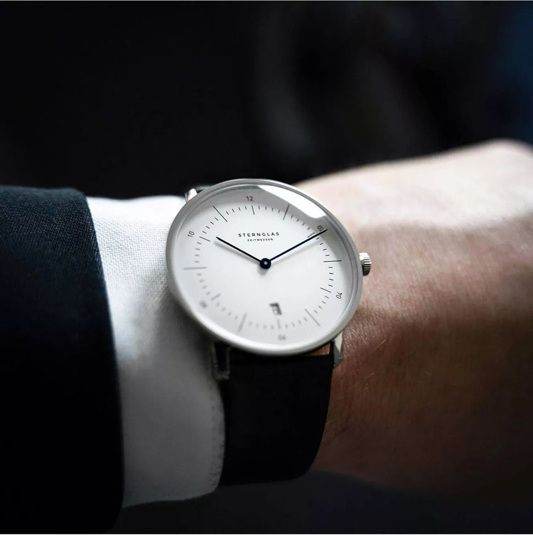 Sternglas | Naos white 38mm dial black leather band | S01-NA44-PR07
