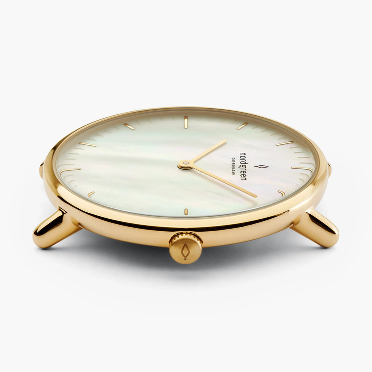 Nordgreen | Native gold mother of pearl 28mm link bracelet | NR28GO5LGOMP