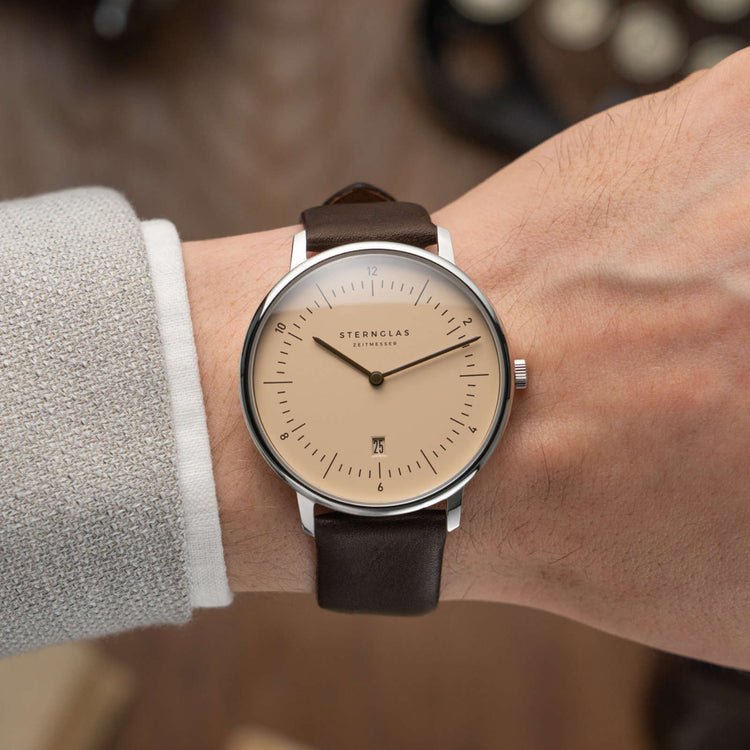 Sternglas | Naos light brown 38mm dial black leather band | S01-NA54-PR07