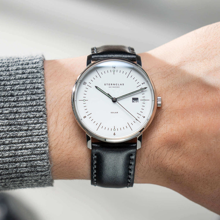 Sternglas | Naos Solar white 38mm dial black leather band | S01-NS01-BR02
