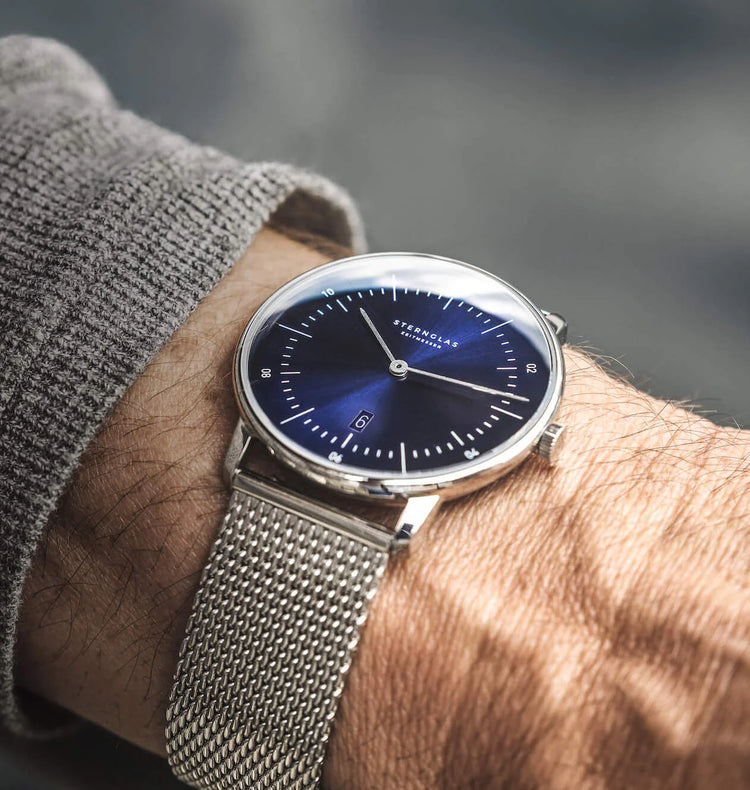 Sternglas | Naos Sunburst blue 38mm dial milanaise silver  band | S01-NA58-MI04
