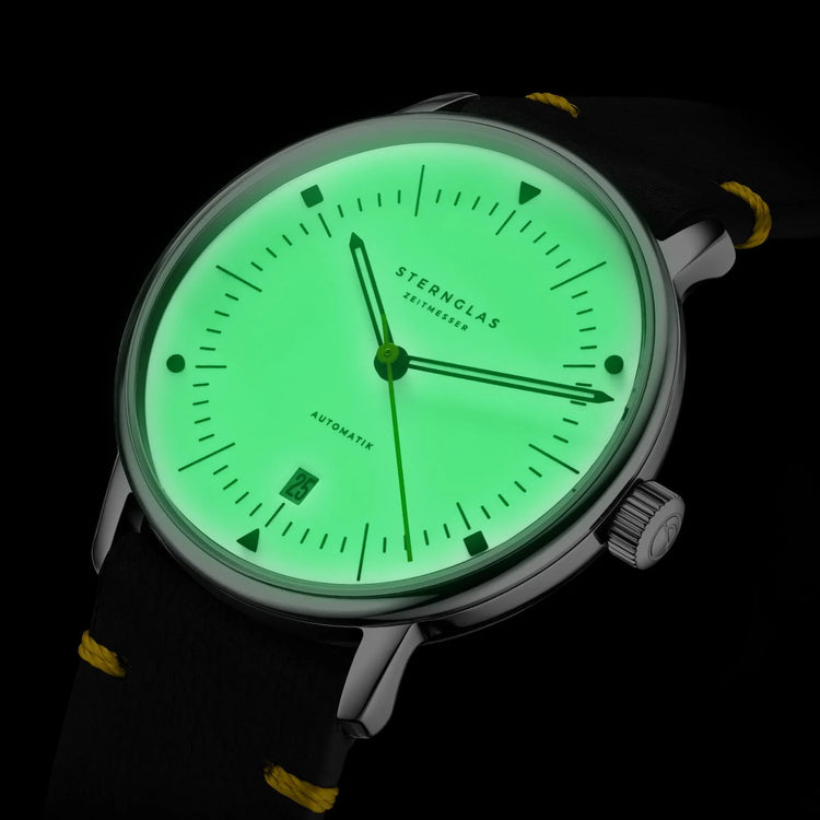 Sternglas | Naos Edition Bauhaus X Yellow Automatik 38mm dial black leather | S02-NAI23-VI22