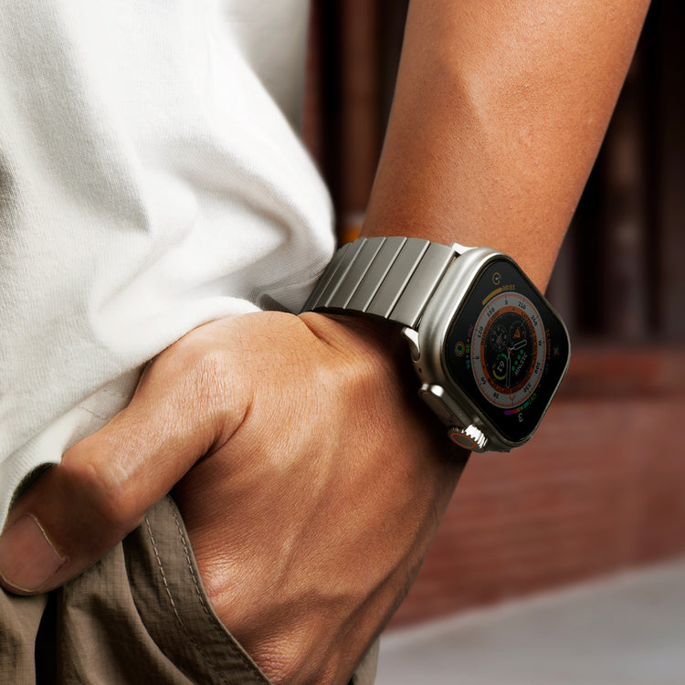 Uniq | Strova satin silver stainless steel watch band - Apple Series | STRVMSIL