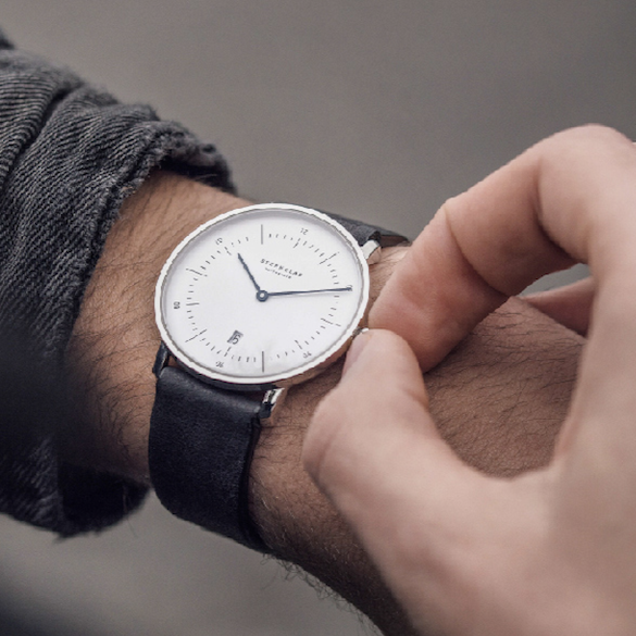 Sternglas | Naos white 38mm dial black leather band | S01-NA44-PR07