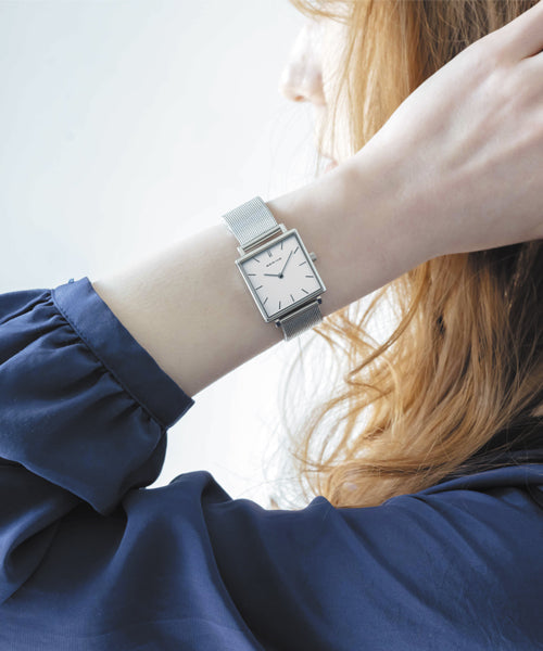 Bering | Classic Silver square white 26mm dial silver milanese | 18226-004