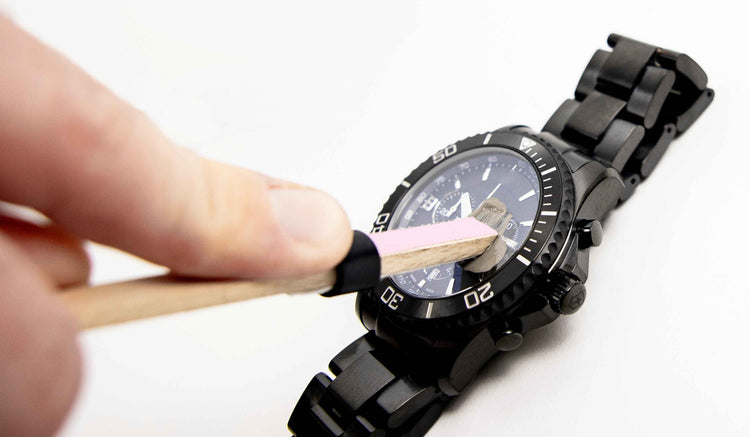 polyWatch | Glass watch polish scratch remover