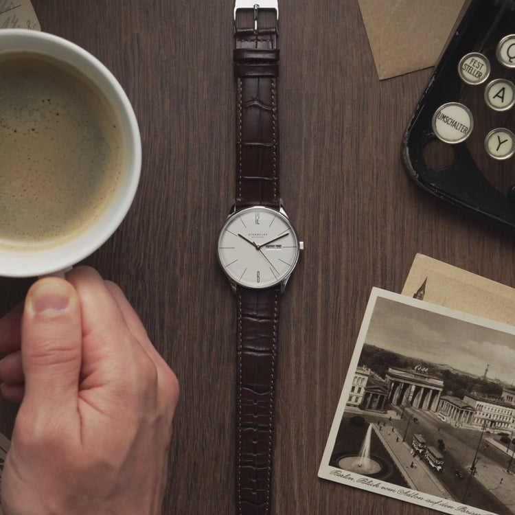 Sternglas | Berlin silver heritage 38mm dial black leather band | S01-BE10-HE04
