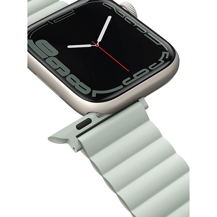 Uniq | Revix reversible sage and beige watch band - Apple Series | REVSAGBEG