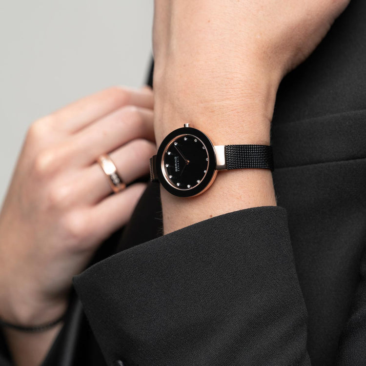 Bering | Ceramic polished rose gold black mesh band | 11429-166