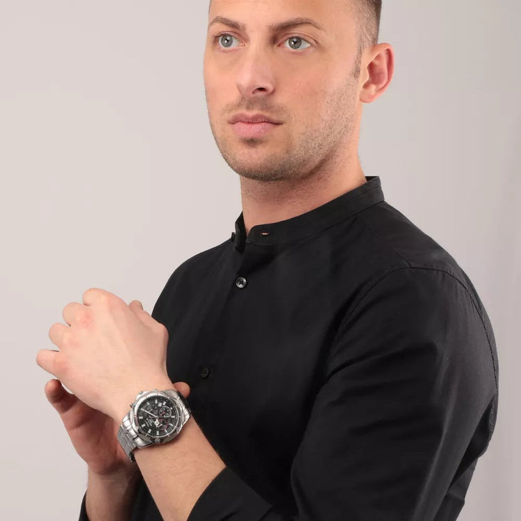 Sector | 950 Chronograph black dial stainless steel | R3273981007