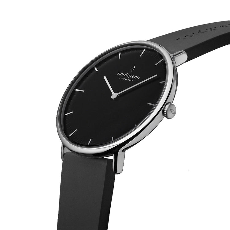 Nordgreen | Native silver 40mm black dial black leather | NR40SIRUBLBL