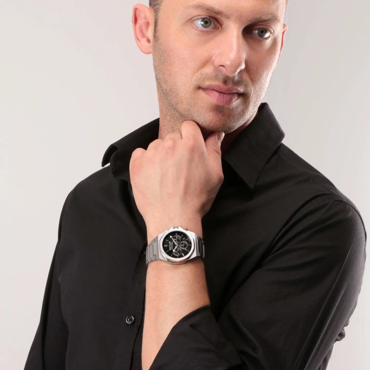 Sector | 960 Chronograph black dial silver stainless steel | R3273628002